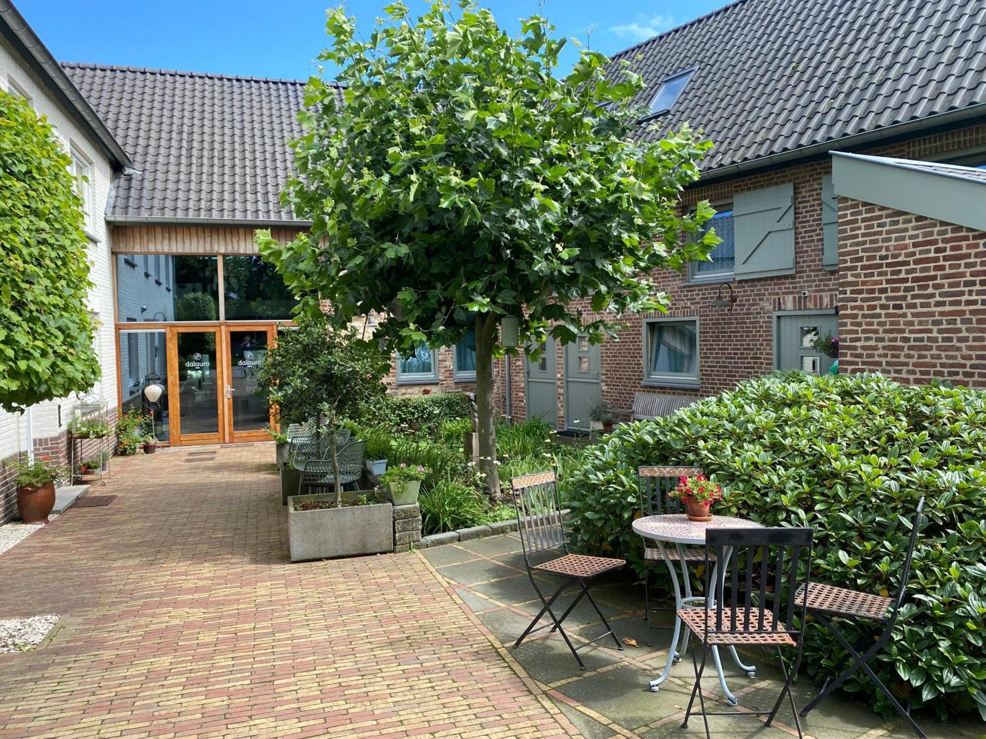 Dalauro Next Bed & Breakfast Eys Exterior foto